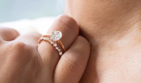 lab grown diamond engagement rings,